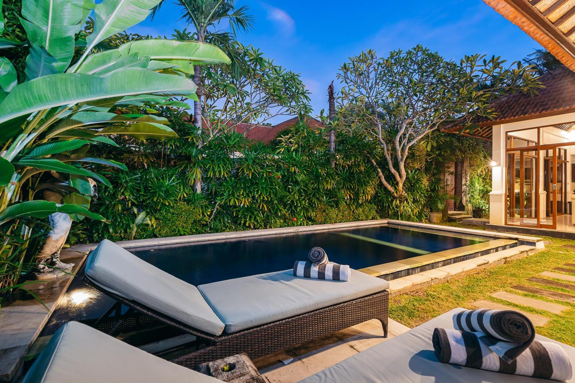 Mahayana Villa Batu Belig - Close To The Beach Canggu Exterior foto