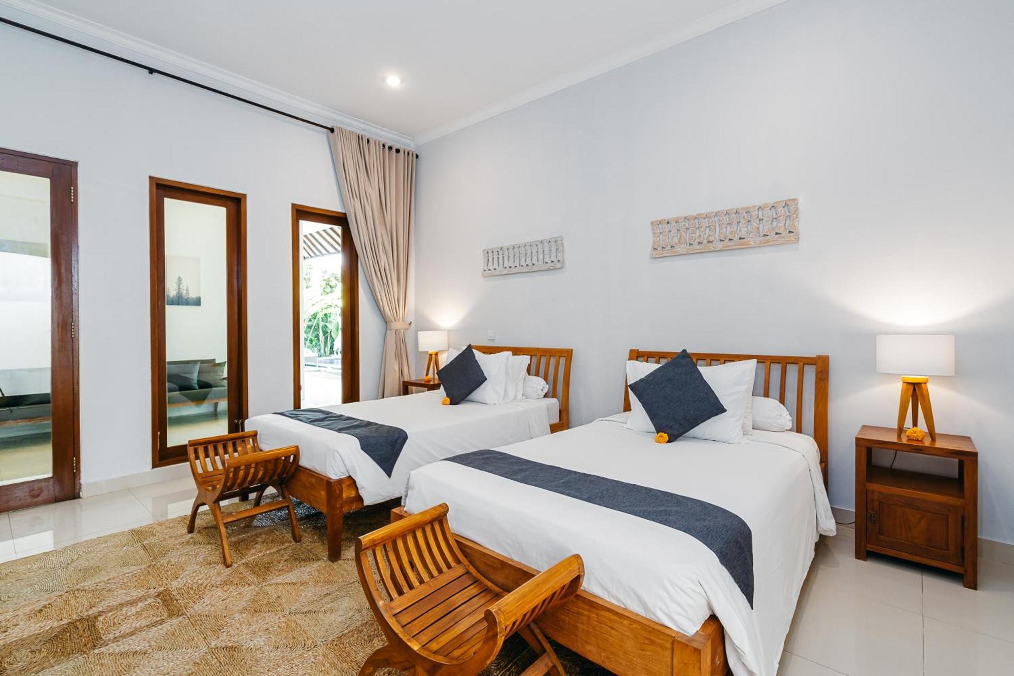 Mahayana Villa Batu Belig - Close To The Beach Canggu Exterior foto